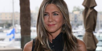 Truth About Brad Pitt Buying $79M Marital Home For Jennifer Aniston