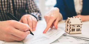 Martin Lewis urges families to behave NOW to save lots on their mortgage