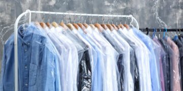 New dry cleaners to open pick out-up drop-off area