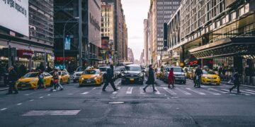 4 Top Things to Consider Before Moving to a New City
