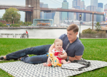 Choose the Best Outdoor Blanket for Your Outdoorsy Lifestyle